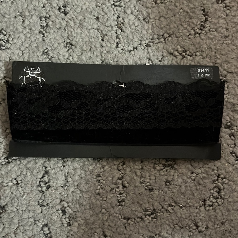Lace Choker